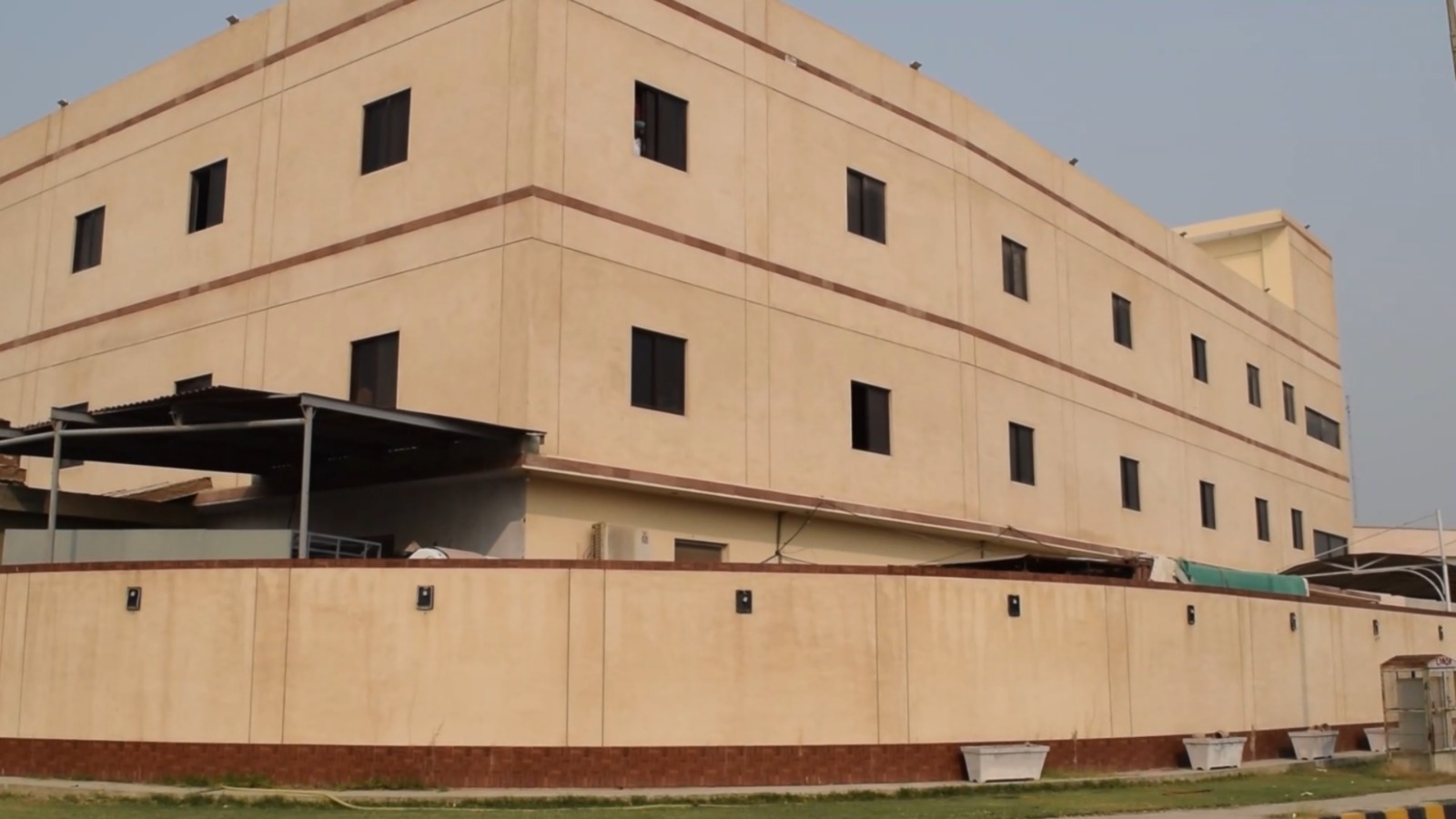 WhatsApp Image 2023-11-23 at 12.58.30 PM (1)